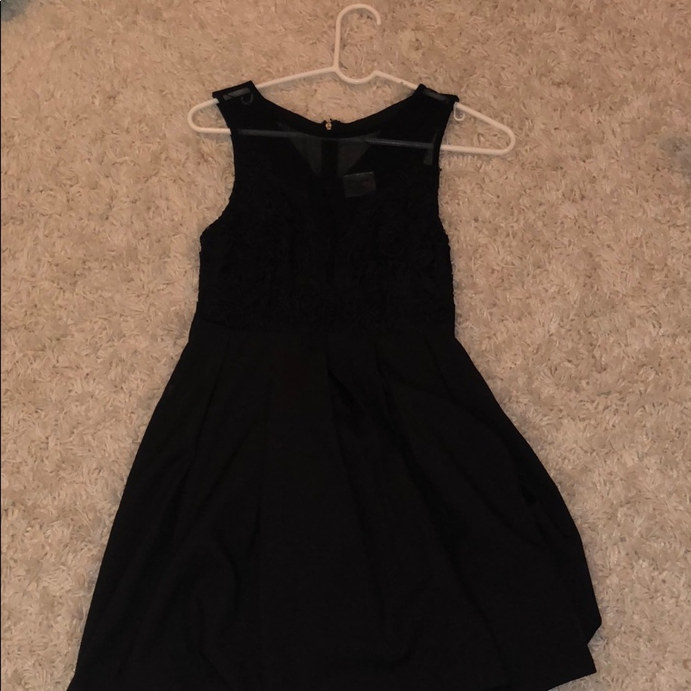 Dream State Black Lace Prom Dress